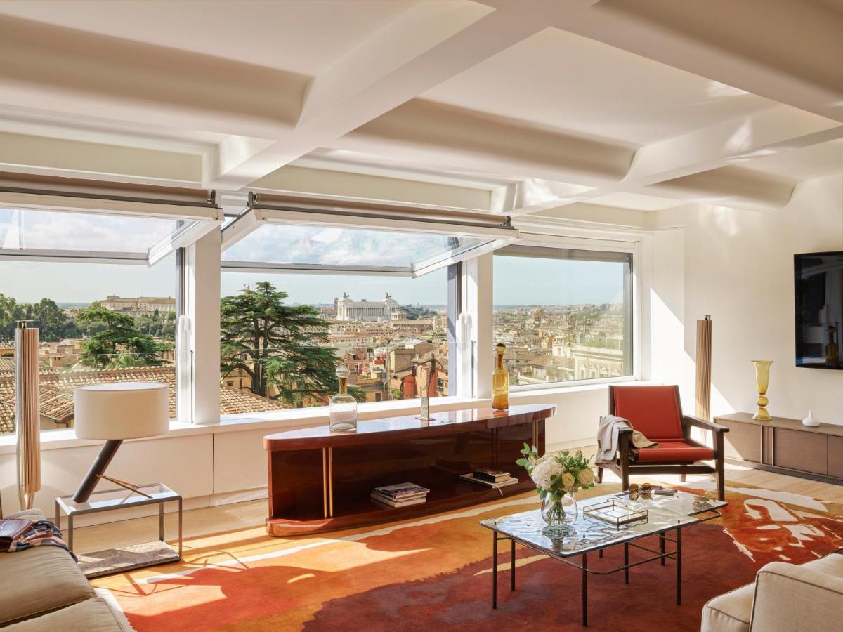 Superior King Suite