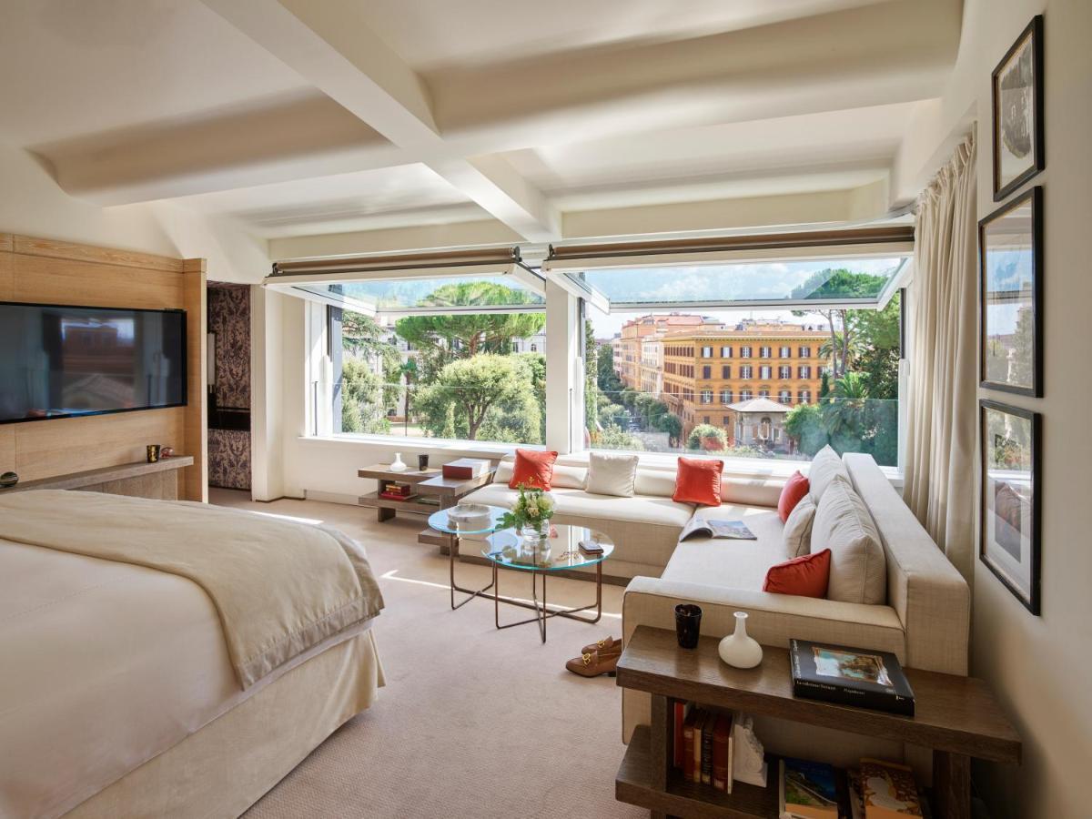 Superior King Suite