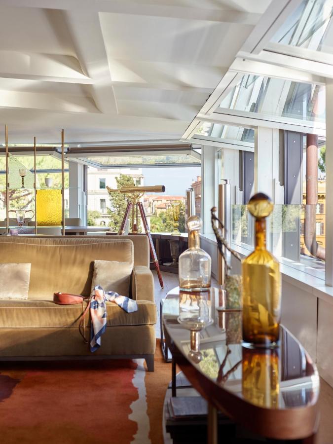 Superior King Suite
