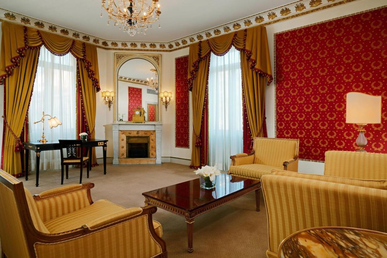 Junior Suite Junior Suite 1 King