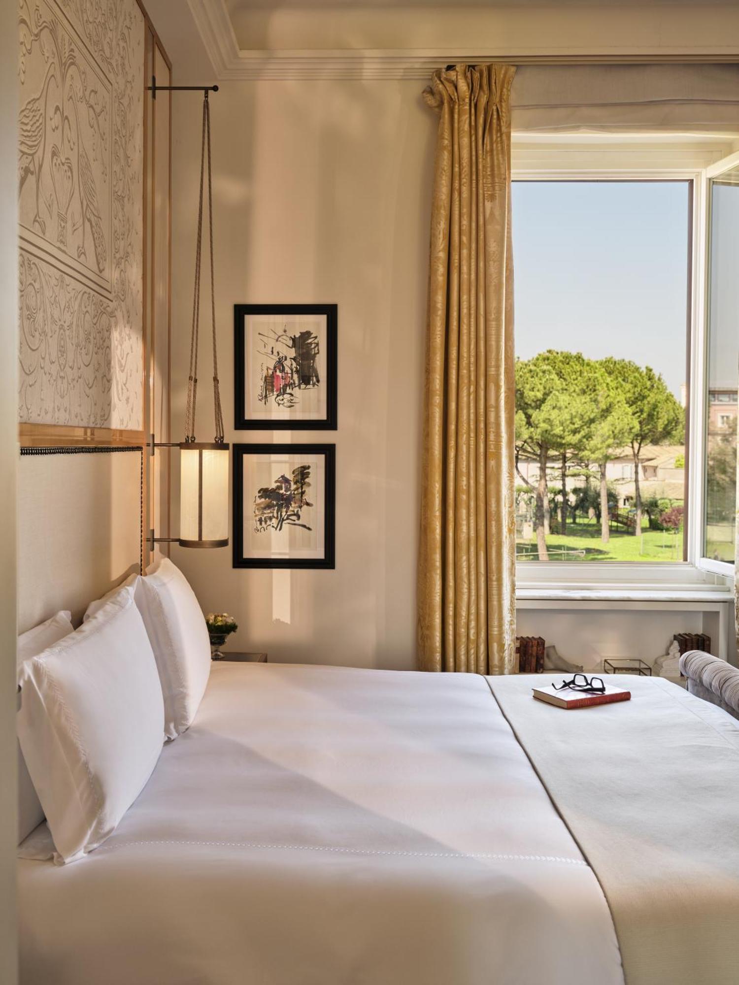 Deluxe Family Suite