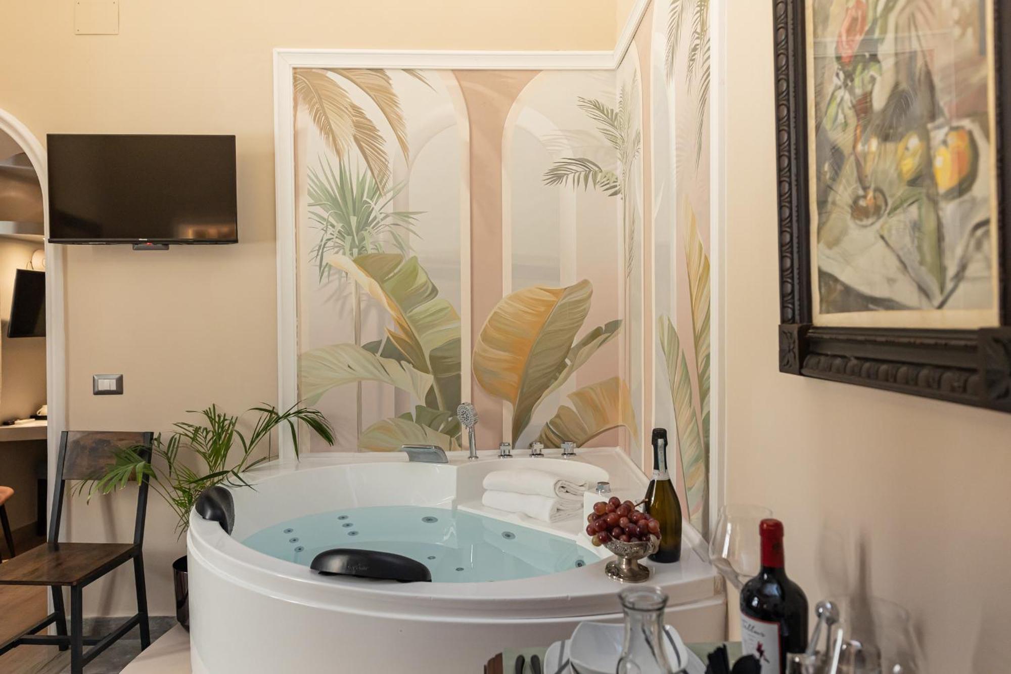 King Suite with Spa Bath