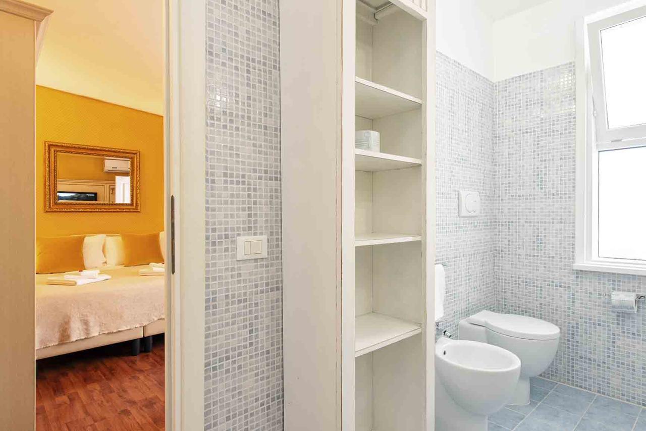 Double or Twin Room with Private Bathroom