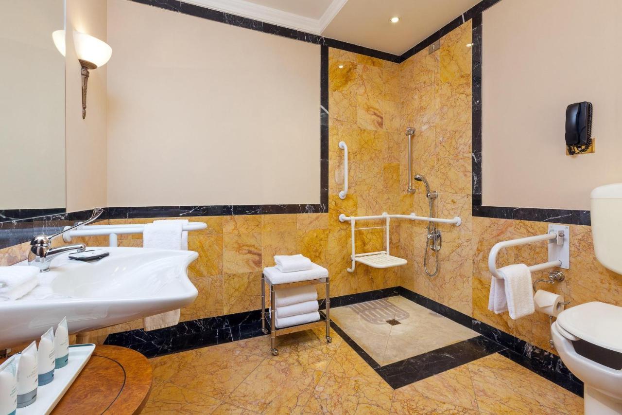 Grandluxe Double King Larger Guest room 1 King