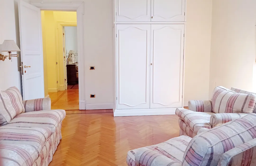 Roman Holidays Boutique Hotel-1