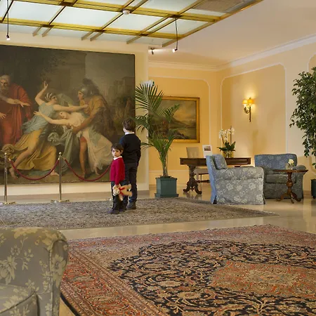 Hotel Napoleon-2