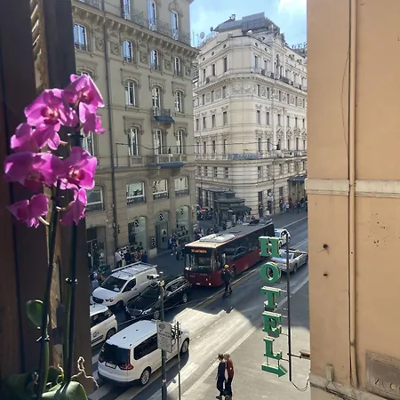 Soha Piazza Di Spagna Boutique-3